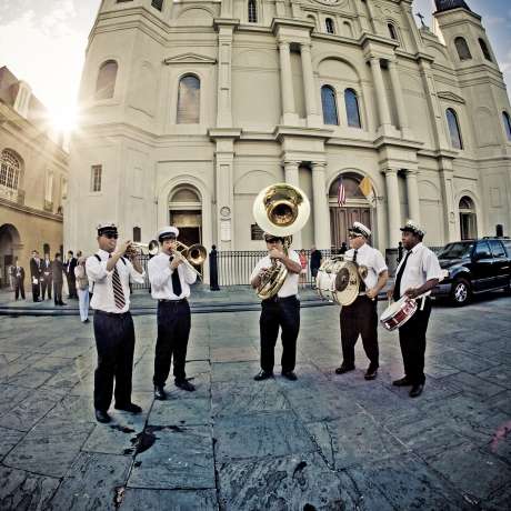 铜管乐队在圣. 路易大教堂