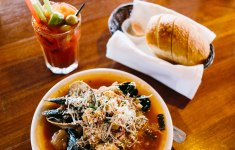 Brophy Bros Restaurant and Clam Bar