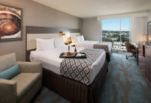 Crowne Plaza Ventura Beach