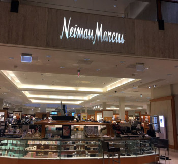 Neiman Marcus  Shopping in Streeterville, Chicago