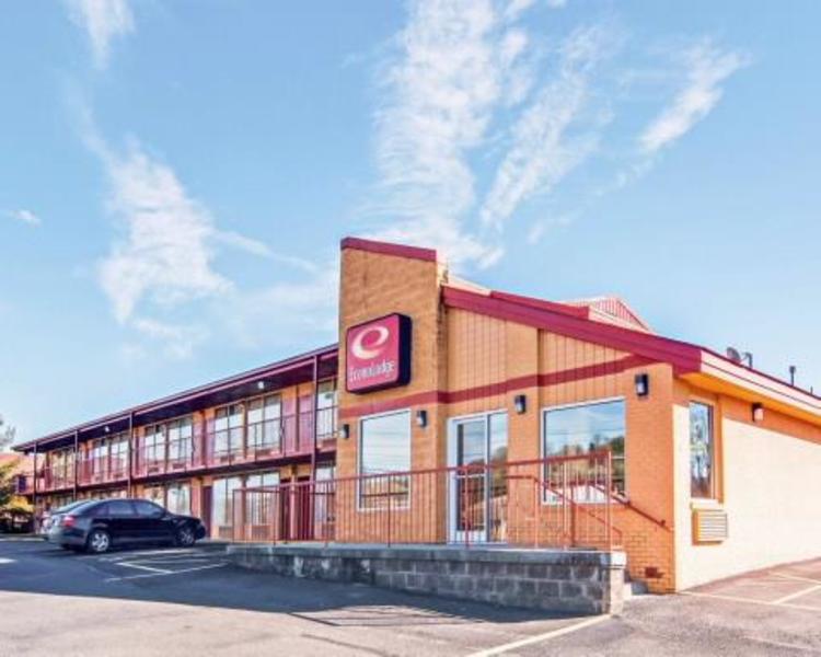 Econo Lodge – Marion