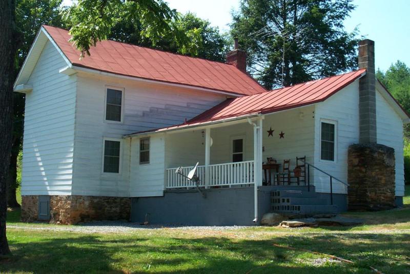 Farm House in Stuart