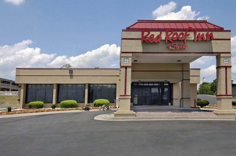 Red Roof Inn & Suites – Wytheville