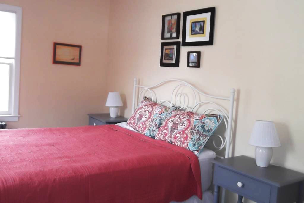Keuka Escape Cottage Rental