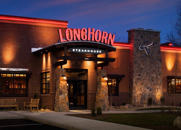 longhorn-steakhouse-visit-lubbock