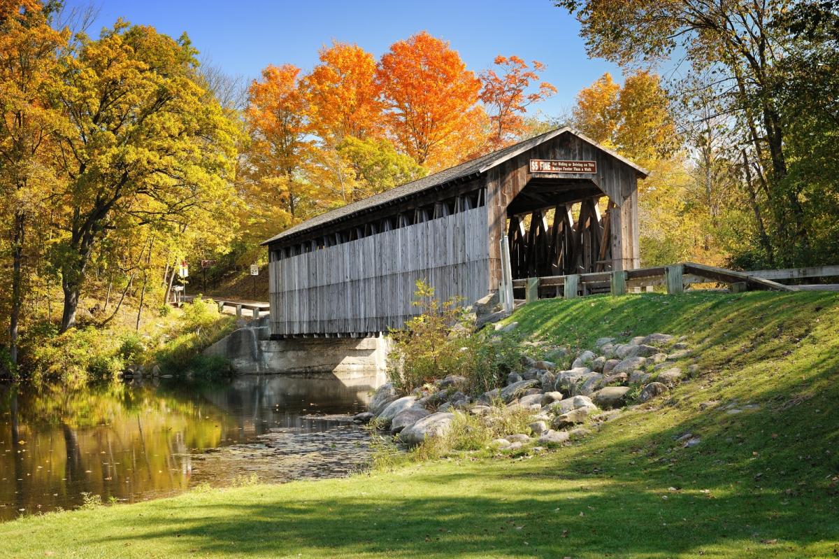 Fallasburg 5K Trail Race — Sports & recreation in S & H Greenhouses · Lowell, MI