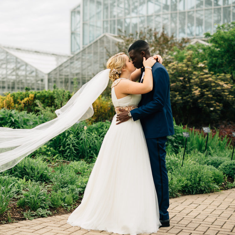 Wedding at Frederik Meijer Gardens & Sculpture Park