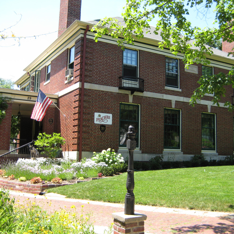 Peaches Bed & Breakfast