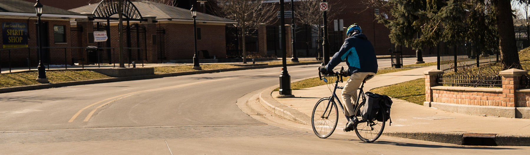 Road Biking in Grand Rapids Find On Street Bike Routes Lanes
