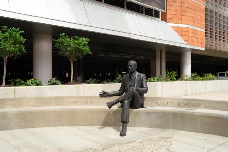 20240504_Gerald_R_Ford_At_Airport_Sculpture_005
