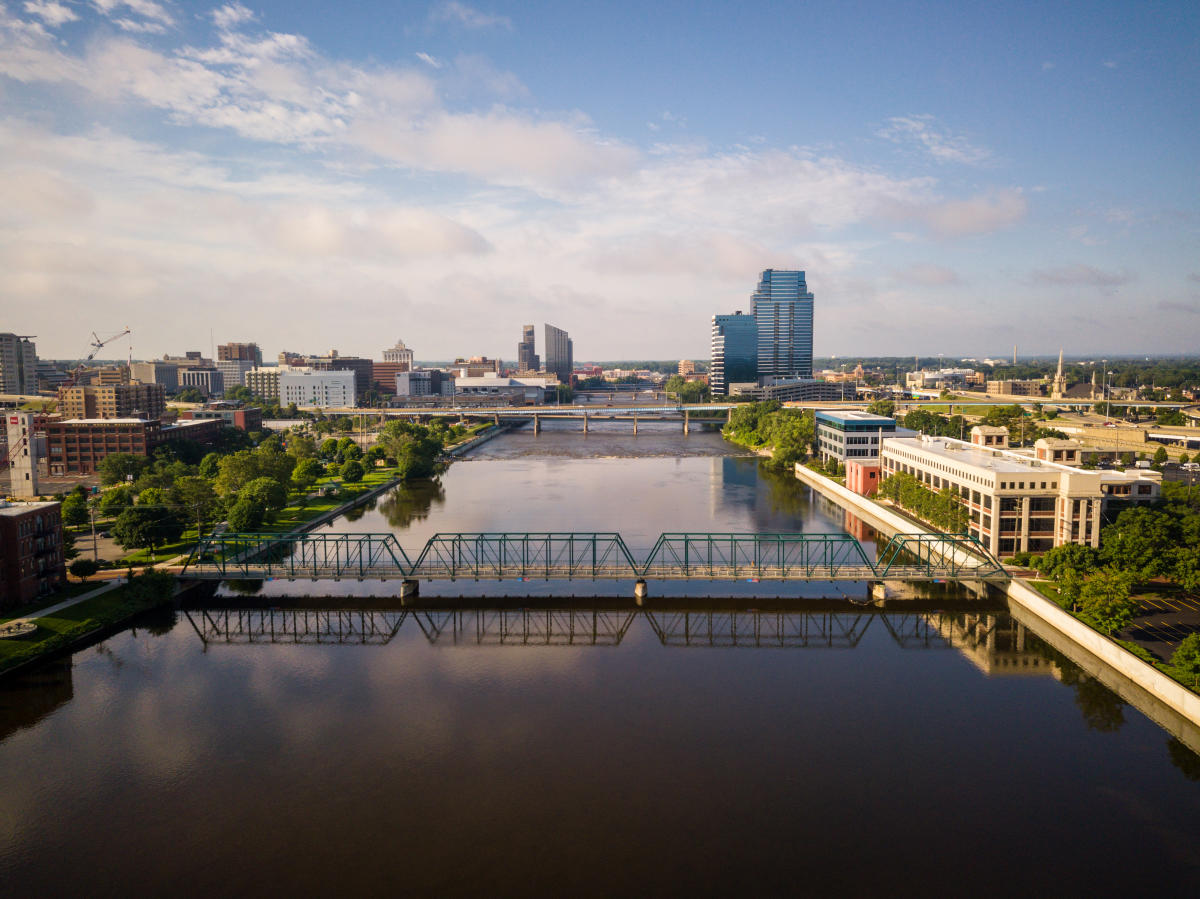 Newsletter Sign-Up | Experience Grand Rapids Travel Link