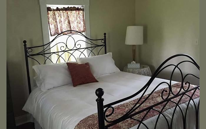 Bright Morning Bed & Breakfast