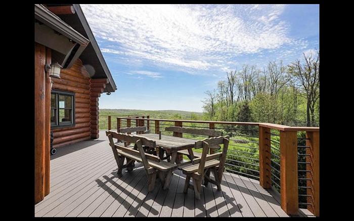 Froggy Top Lodge