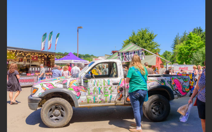 Artist Raphael Pantalone's Truck Painted by Visitors