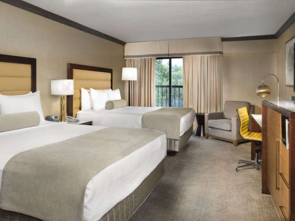 Crowne Plaza Tennis And Golf Resort Asheville Asheville Nc S Official Travel Site
