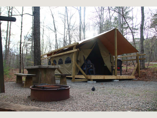 Pisgah Glamping | Asheville, NC's Glamping along the Kokosing River