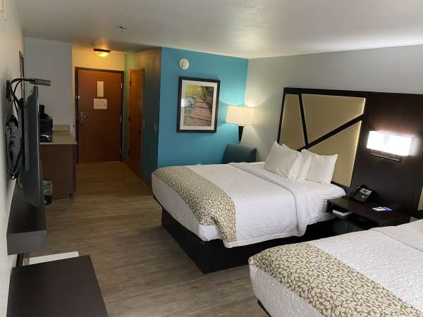 Brookstone Lodge | Asheville, NC's Official Travel Site