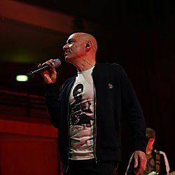Kenny Thomas: Album Launch Show + Signing