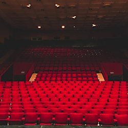 The Jury Experience: An Immersive Courtroom Case