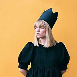 Chloe Foy