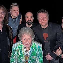 Jon Anderson & The Band Geeks
