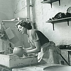 Julia Carter Preston