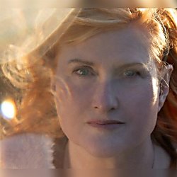 Eddi Reader