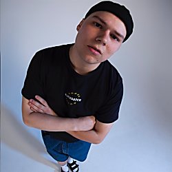 Linus Villa