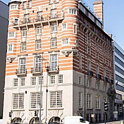 The White Star Line Hotel