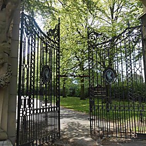 Calderstones Park