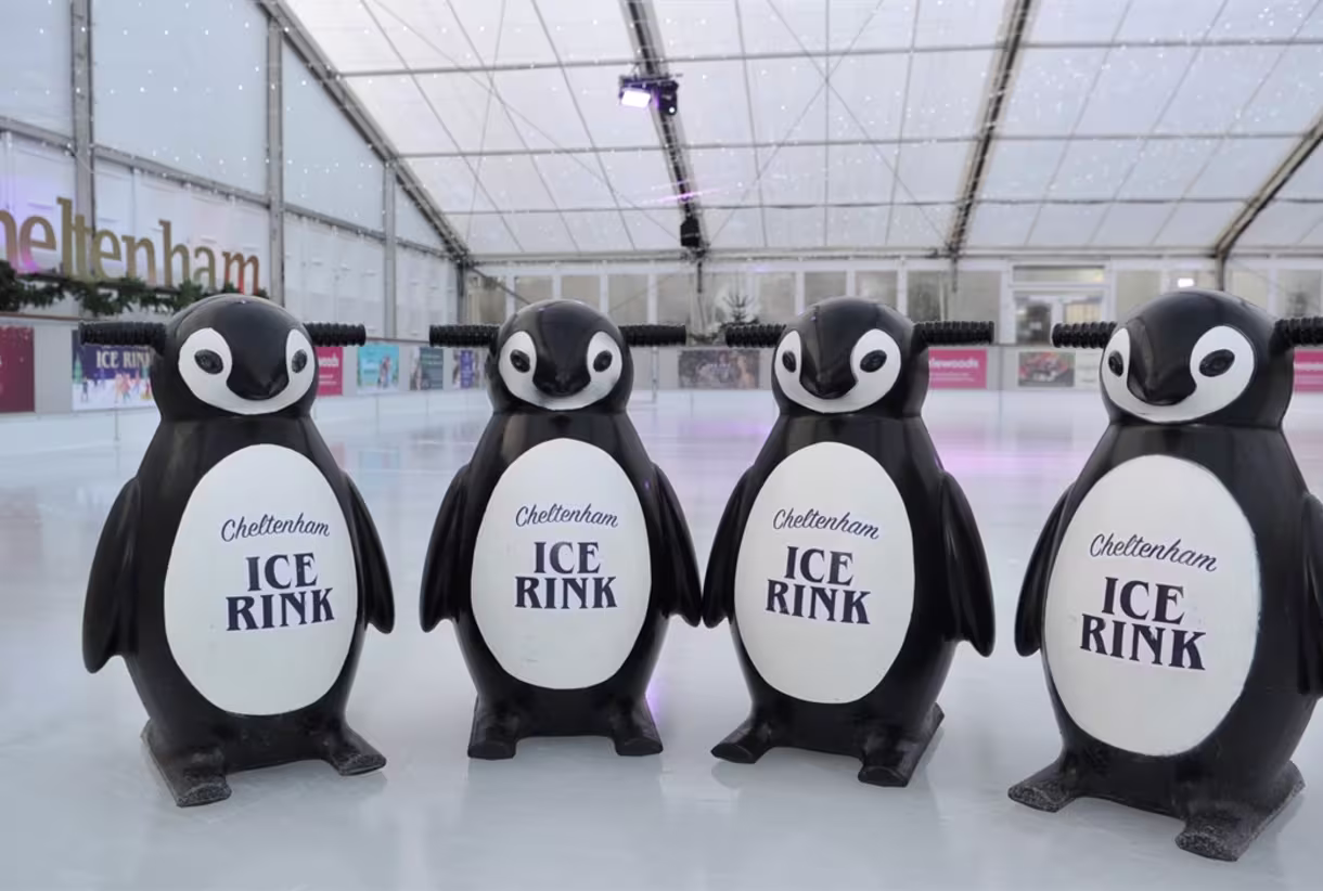 Relaxed Glide inclusive skating with softer lighting and music