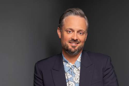 Nate Bargatze: Big Dumb Eyes World Tour