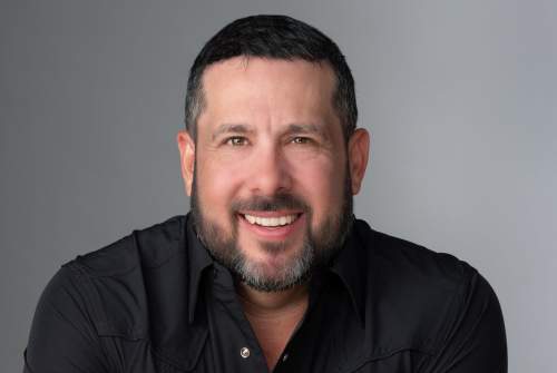 Steve Treviño: GOOD LIFE TOUR 