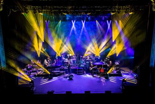 Mannheim Steamroller Christmas