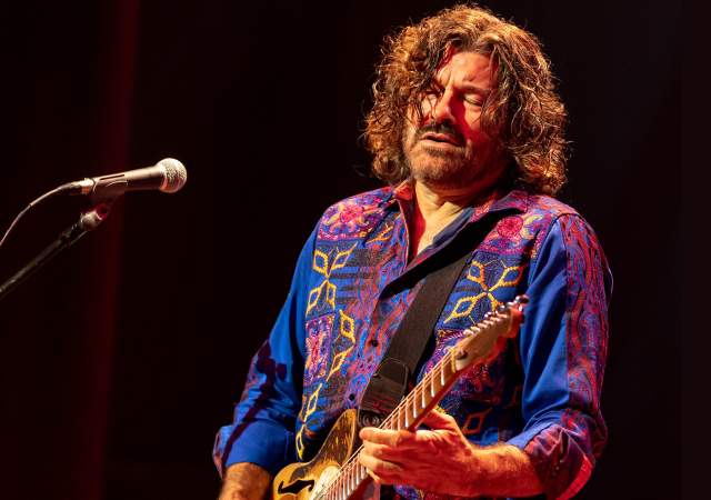 Tab Benoit