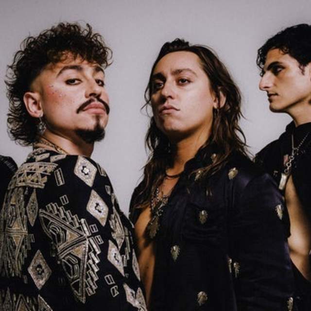 Greta Van Fleet - Into The Beginning