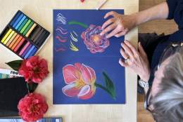 Painting and Drawing Flowers