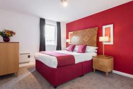 PREMIER SUITES Birmingham