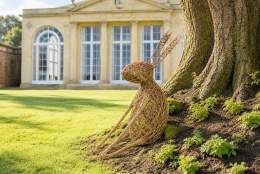 Willow Weaving: Willow Hares