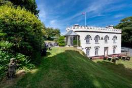 Royal Glen Hotel