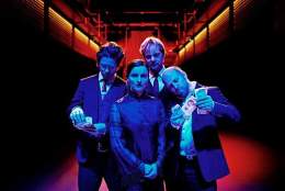 Agora Humbar: POING! (1.mai-konsert på forskudd)