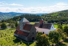 Søsterkirkene - et landemerke
