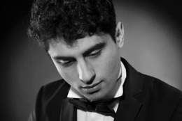 Med røtter i øst og vest