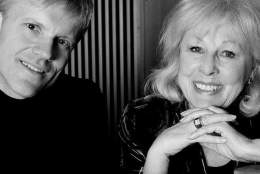 "Blomster og blod" med Lise Fjeldstad og Håvard Gimse