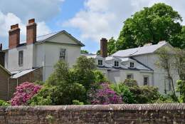ENCLOSURE: Poetry Open mic afternoon | Leith Hill Place