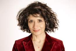 Shaparak Khorsandi: Scatterbrain | Yvonne Arnaud Theatre