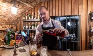 Vault 52, Windmill Village Hotel