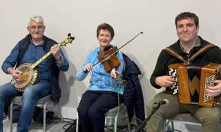 Sets Céilí with the Duntally Ceílí Band