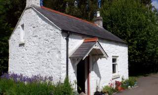 The Lock Keeper's Cottage and the 'Industry' Barge EHOD 2026