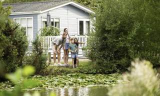 Shorefield Country Park